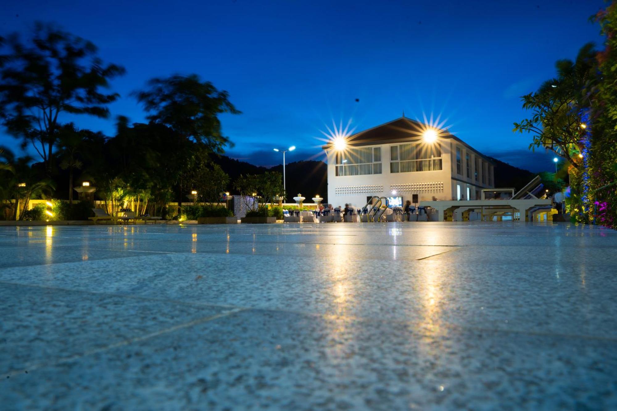 Sangkahak Mith Hotel Kep Ngoại thất bức ảnh